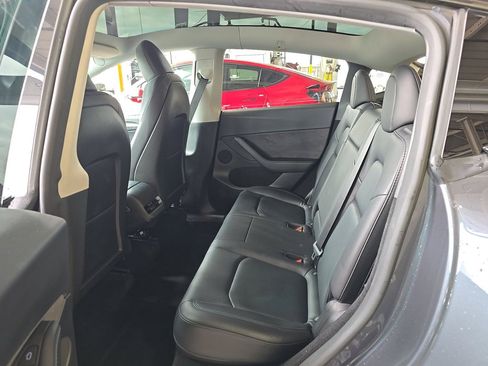 Used 2023 Tesla Model Y Long Range AWD/4WD image 8