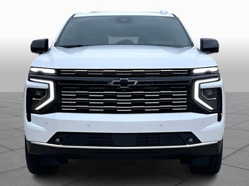 New 2026 Chevrolet Suburban High Country image 4