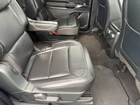Used 2020 Ford Explorer XLT w/ Equipment Group 202A AWD/4WD image 9