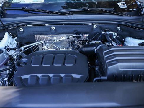 New 2026 Volkswagen Atlas Cross Sport SE image 19