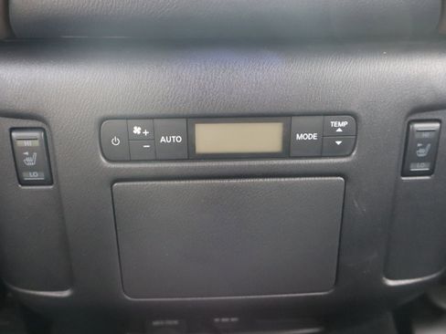 Used 2024 Nissan Armada Platinum w/ Cargo Package image 24