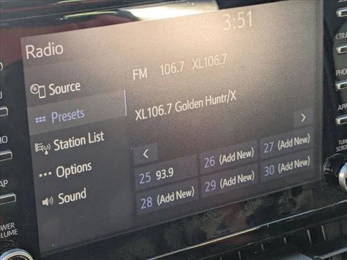 Used 2020 Toyota Corolla LE image 13