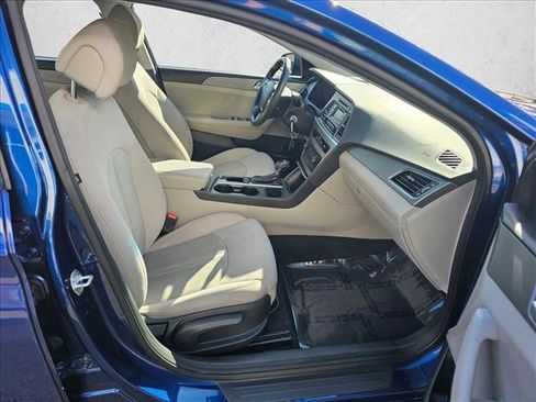 Used 2015 Hyundai Sonata SE image 10