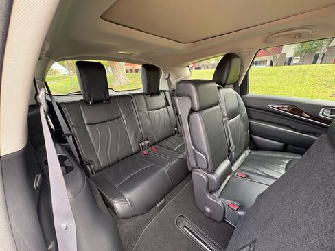 Used 2013 INFINITI JX35 FWD w/ Premium Pkg image 17