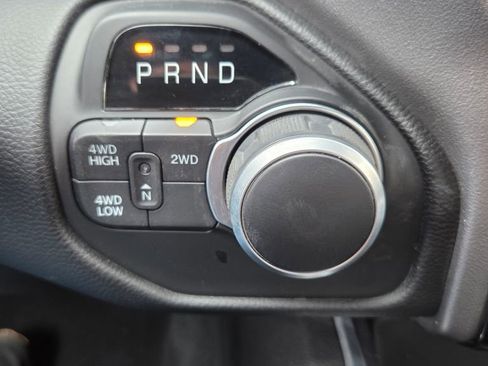 Used 2024 RAM 2500 Big Horn w/ Level 2 Equipment Group image 23