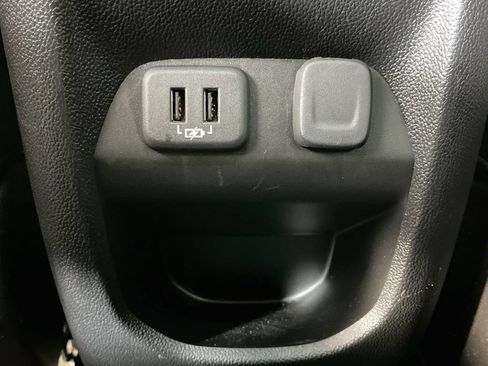 Used 2019 Chevrolet Colorado ZR2 w/ ZR2 Dusk Special Edition AWD/4WD image 32