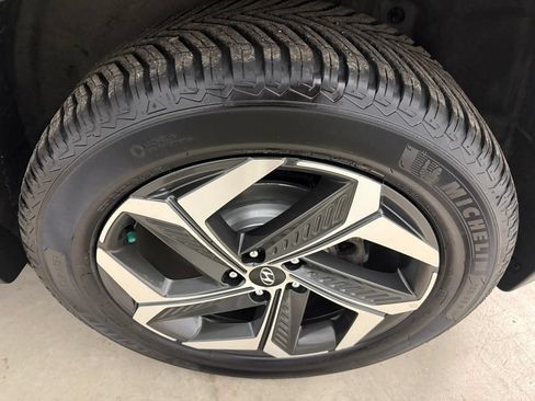 Used 2023 Hyundai Tucson Limited AWD/4WD image 11