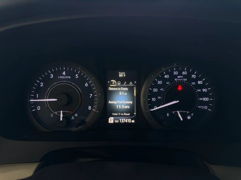 Used 2016 Toyota Sienna XLE w/ XLE Navigation Package FWD image 17