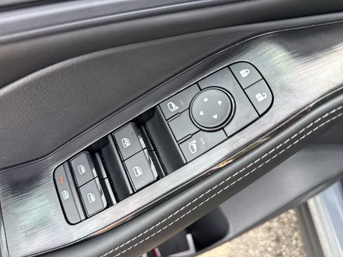 New 2026 Nissan Rogue SV w/ Cold Weather Package AWD/4WD image 12