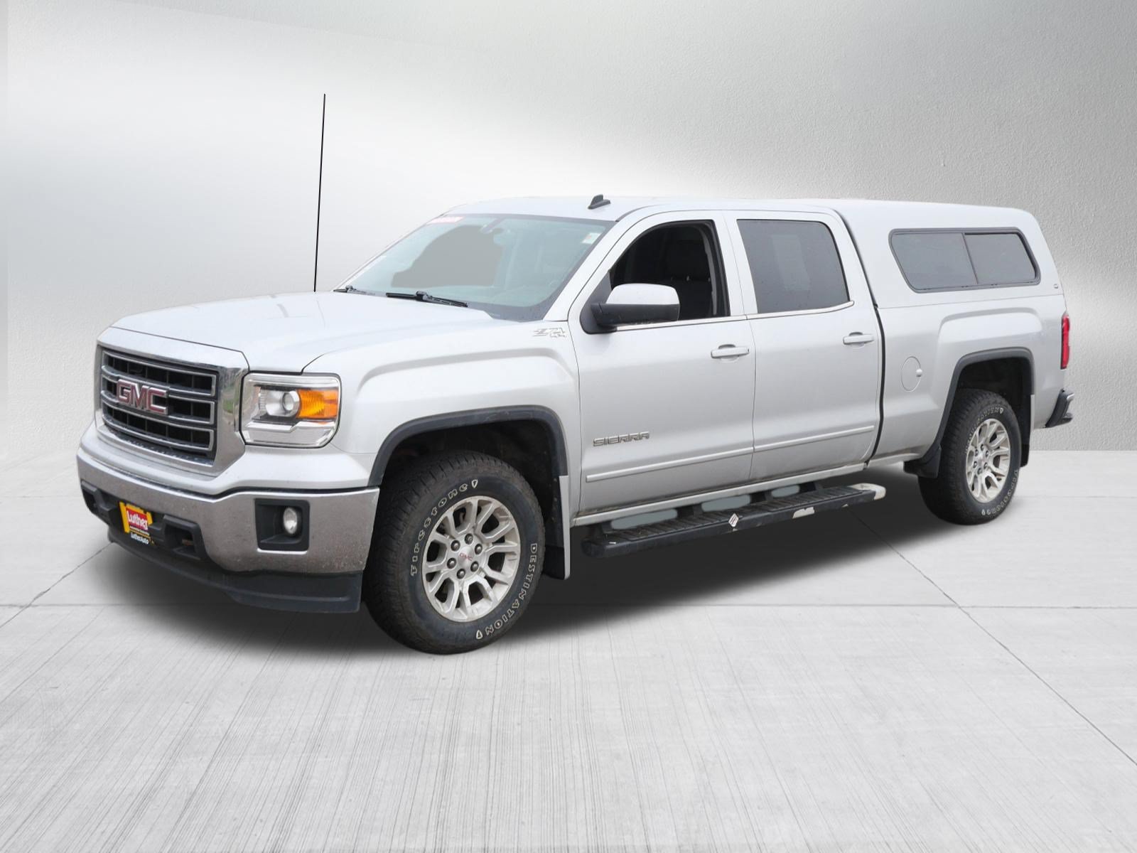 Used 2014 GMC Sierra 1500 SLE w/ SLE Value Package AWD/4WD image 3