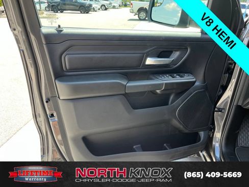 New 2026 RAM 1500 Express AWD/4WD image 5