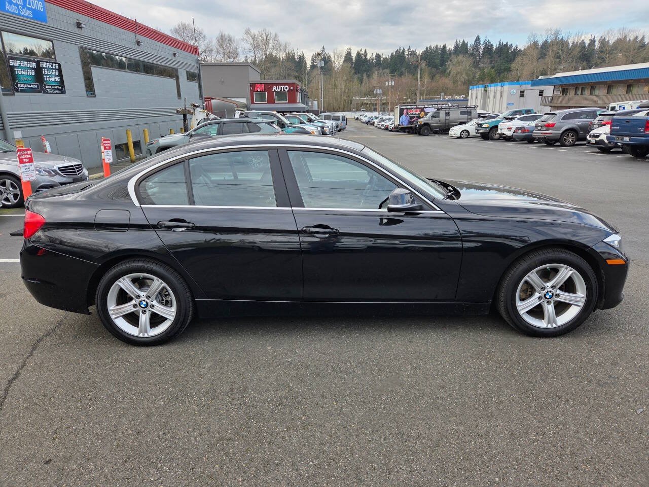 Used 2015 BMW 328i xDrive Sedan AWD/4WD image 8
