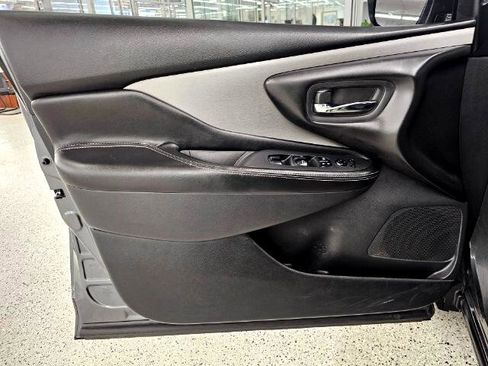 Used 2020 Nissan Murano S w/ Technology Package image 23