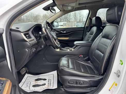 Used 2017 GMC Acadia Denali w/ Technology Package image 15
