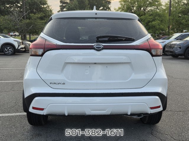 Used 2024 Nissan Kicks S FWD image 4