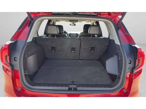 Used 2023 GMC Terrain SLT w/ Infotainment Package II AWD/4WD image 18