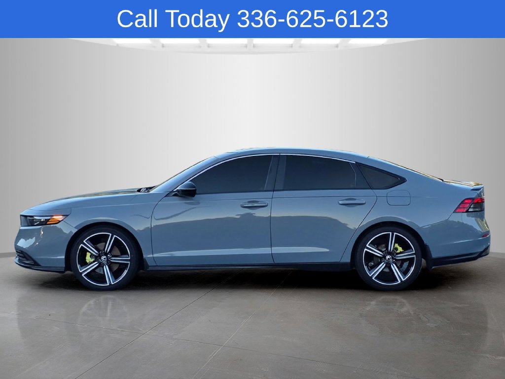 Used 2023 Honda Accord Sport image 8