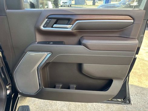 Used 2024 GMC Sierra 2500 Denali w/ Denali Reserve Package image 24