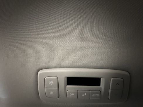 New 2026 Kia Carnival EX image 30