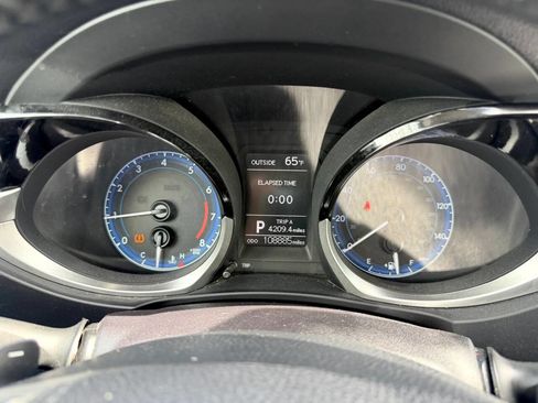 Used 2015 Toyota Corolla S FWD image 26