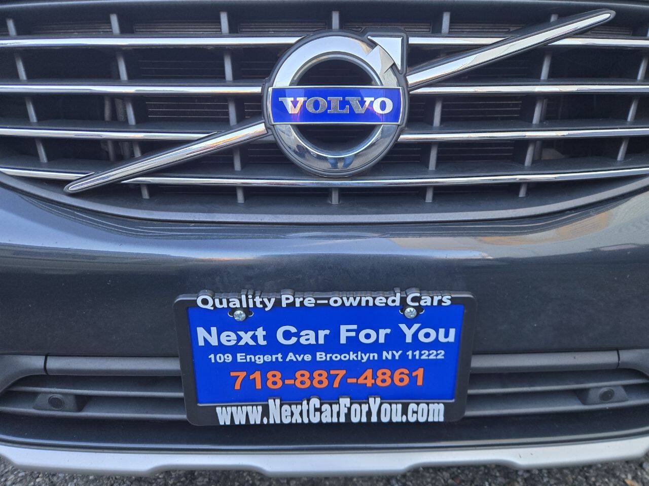 Used 2015 Volvo XC60 T5 Premier w/ Proximity Package FWD image 14