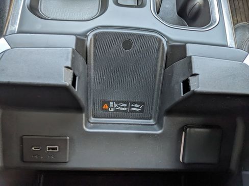 Used 2023 Chevrolet Silverado 1500 High Country w/ High Country Premium Package image 40