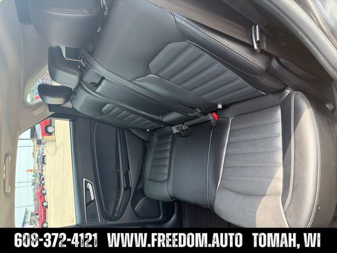 Used 2018 Ford Edge SEL w/ Equipment Group 201A AWD/4WD image 18