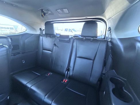 Used 2021 Toyota Highlander Platinum image 22