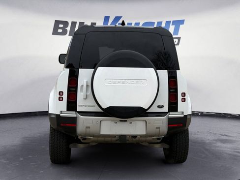 Used 2022 Land Rover Defender 110 S image 4