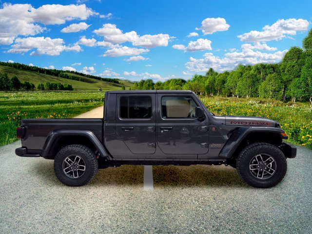 Certified 2025 Jeep Gladiator Mojave AWD/4WD image 7