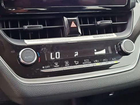 Used 2024 Toyota Corolla LE FWD image 24