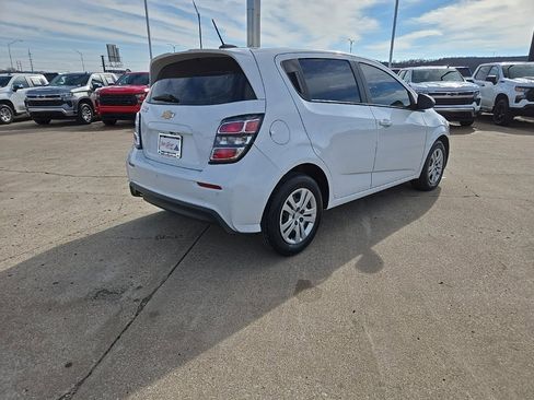 Used 2020 Chevrolet Sonic LT image 6