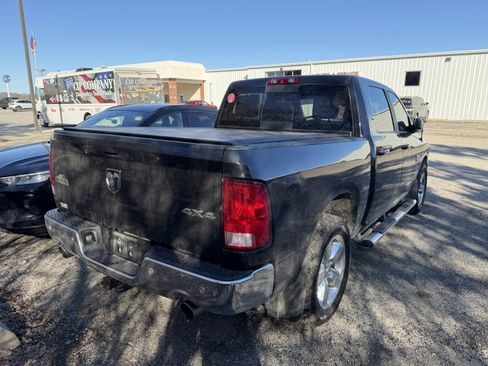 Used 2017 RAM 1500 Big Horn image 7