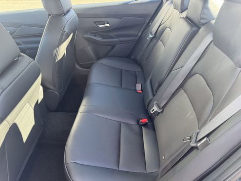New 2026 Nissan Sentra SR w/ SR Premium Package FWD image 17