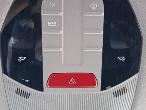 Used 2025 Kia K4 FWD image 29