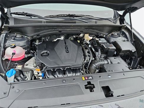 Certified 2023 Hyundai Santa Fe SEL w/ Premium Package image 31