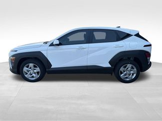 New 2026 Hyundai Kona SE FWD video 2