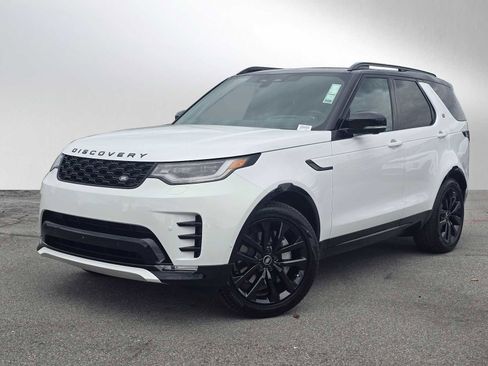 New 2026 Land Rover Discovery Dynamic SE image 1
