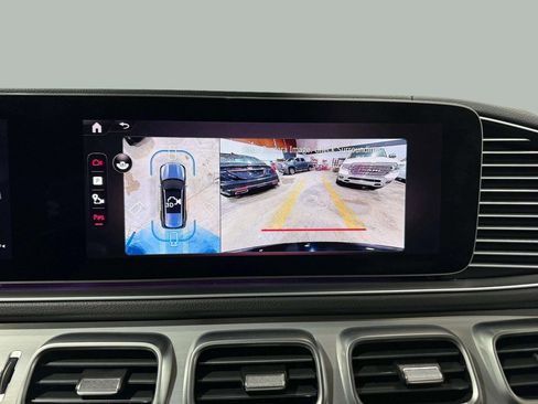 Used 2025 Mercedes-Benz GLS 450 4MATIC image 15