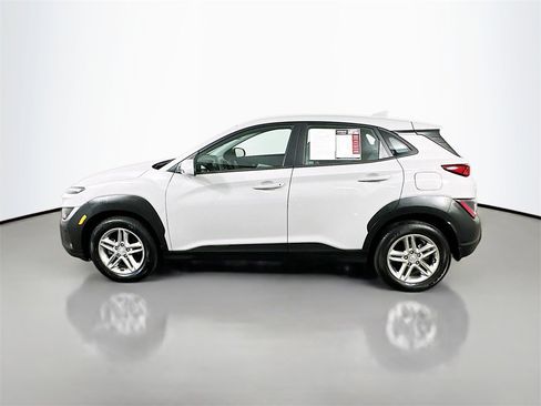 Used 2022 Hyundai Kona SE image 5