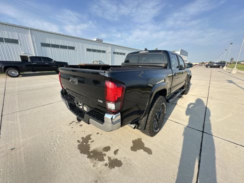 Used 2020 Toyota Tacoma SR5 AWD/4WD image 14