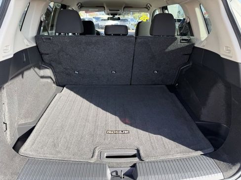 Certified 2023 Nissan Rogue S image 9