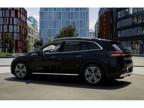 New 2026 Mercedes-Benz EQS 400 4MATIC SUV image 29