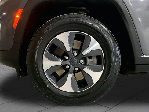 Used 2022 Jeep Grand Cherokee Limited 4xe AWD/4WD image 11