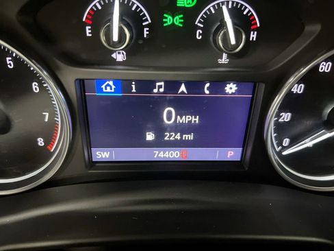 Used 2023 Buick Enclave Essence w/ Experience Buick Package FWD image 13