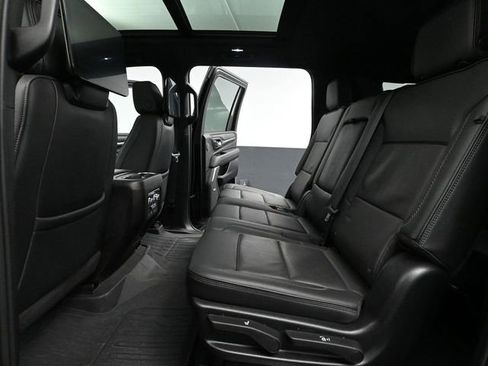 Used 2024 GMC Yukon XL Denali w/ Advanced Technology Package image 45