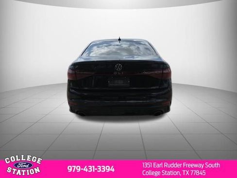Used 2025 Volkswagen Jetta GLI Autobahn image 5