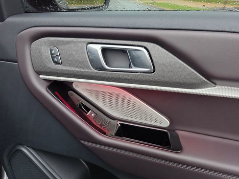 New 2026 Ford Explorer Platinum image 46