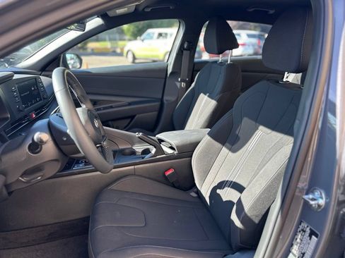 Used 2026 Hyundai Elantra Sport FWD image 15