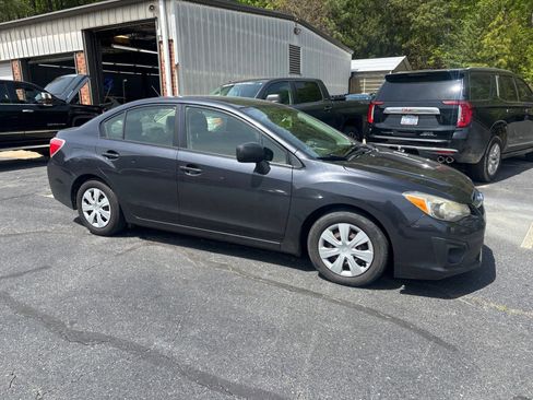 Used 2014 Subaru Impreza 2.0i image 6